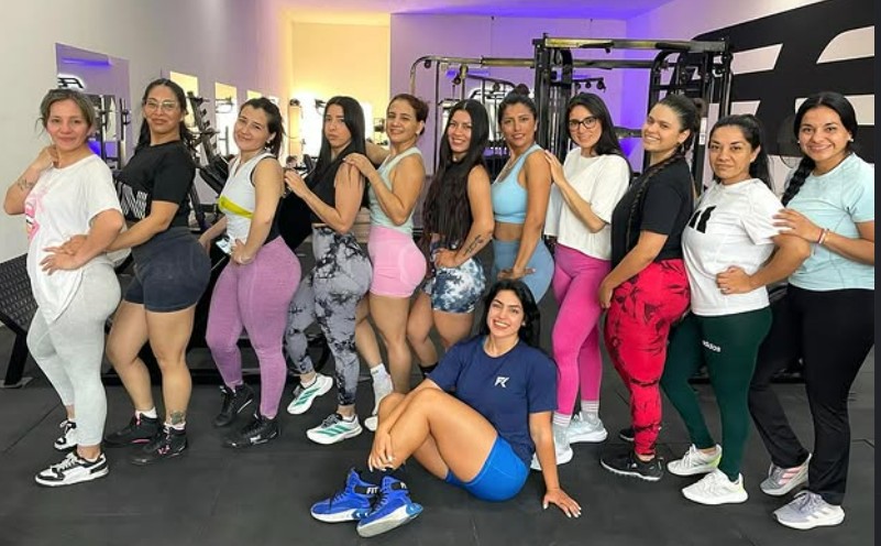 Grupo StrongWoman en el gym